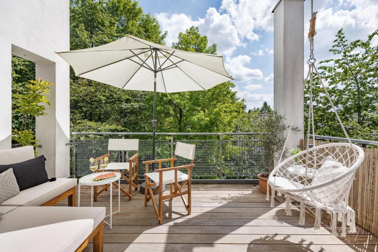 Blueberry Living - Design Loft Nahe Muenchen - Dachterrasse - S-bahn Apartment