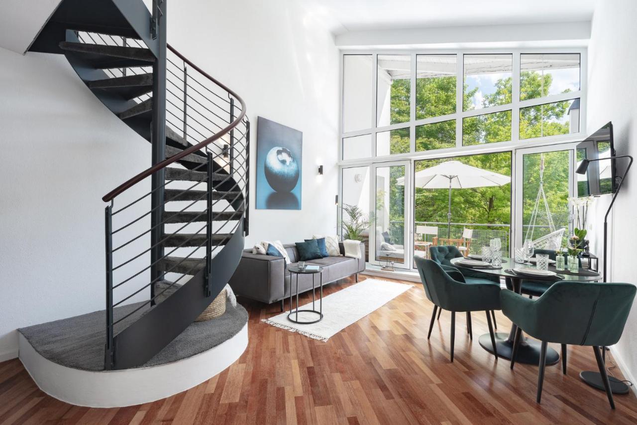 Blueberry Living - Design Loft Nahe Muenchen - Dachterrasse - S-bahn Apartment